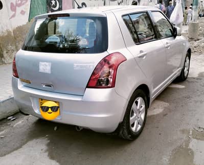 Suzuki Swift Dlx Navigation 2018 excellent condition
