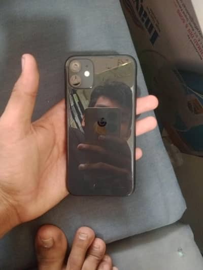 JB iPhone 11 condition 10 by 9