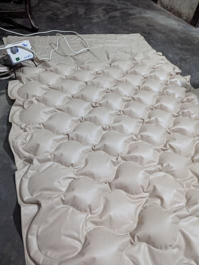 10/10 condition medicated pain relief matress