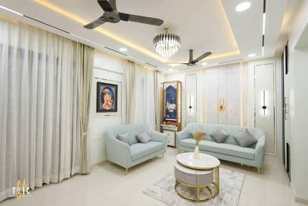 Family and couple Room for rent daily basis and short time Gulbarg