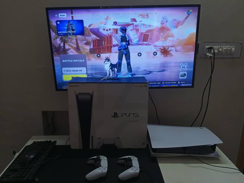 PS5 Fat Disk Version with 2 controllers 3