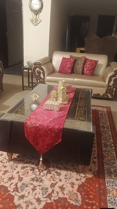 Drawing room table