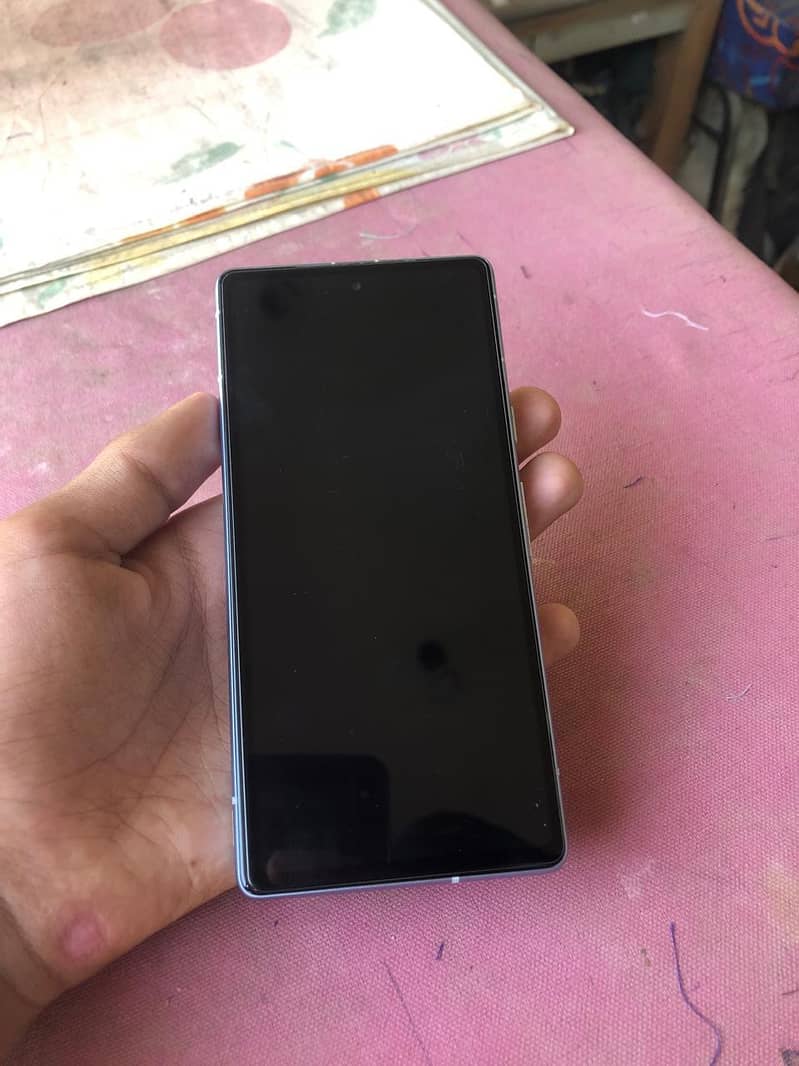 Google pixel 7A 4