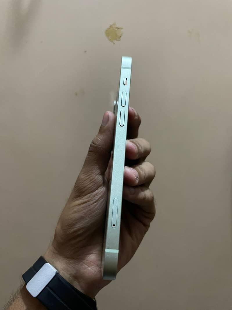 IPHONE 12 0