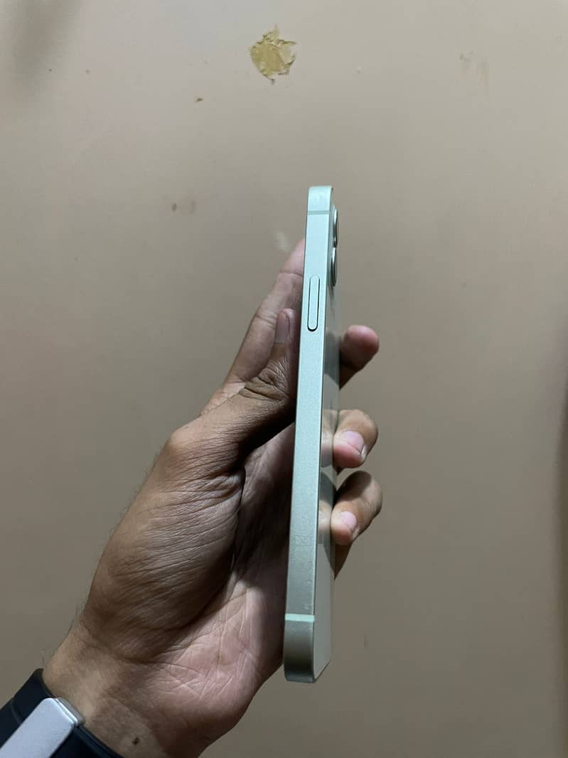 IPHONE 12 4