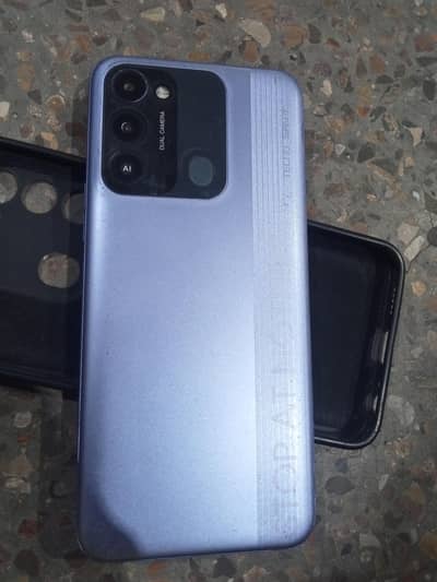 Tecno Spark 8C 4+2 128