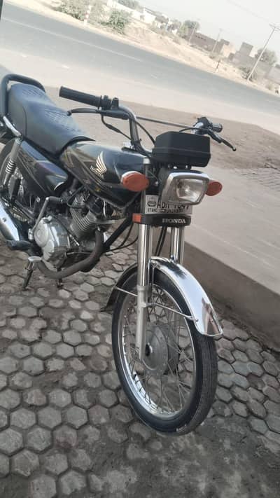 full ok just buy and Drive  contect num . 03703361727