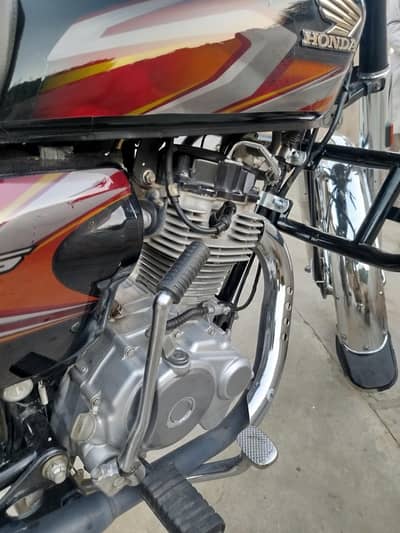Honda CG125 Model 2022 Full Lush Condition