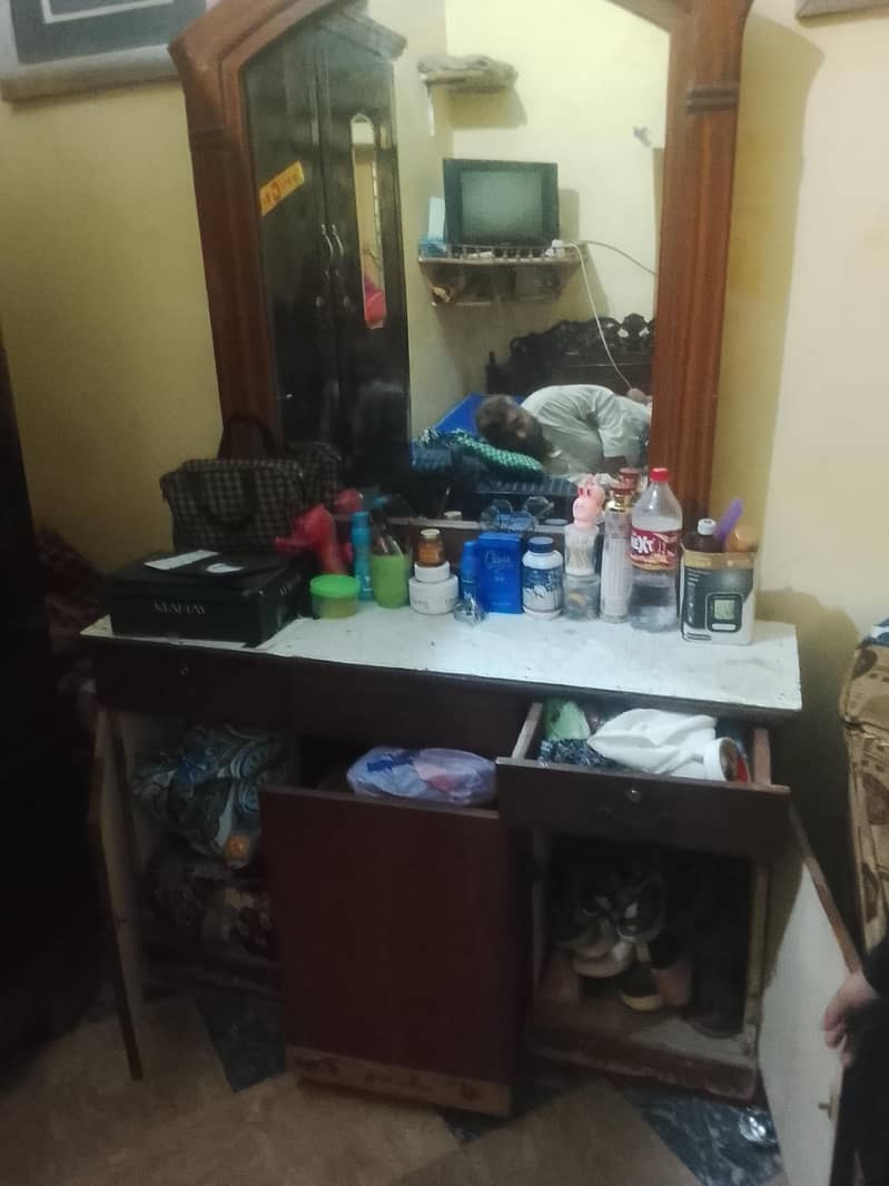 Dressing Table better condition 2