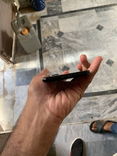 7 plus 32 Gb Pta ha .