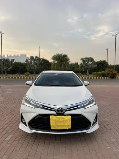 Toyota Corolla Altis Grande X CVT-i 1.8