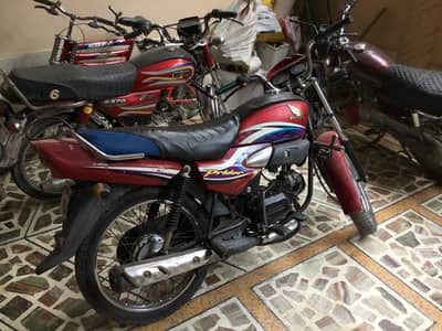 Honda Pridor 2015 model 74 380 km driven