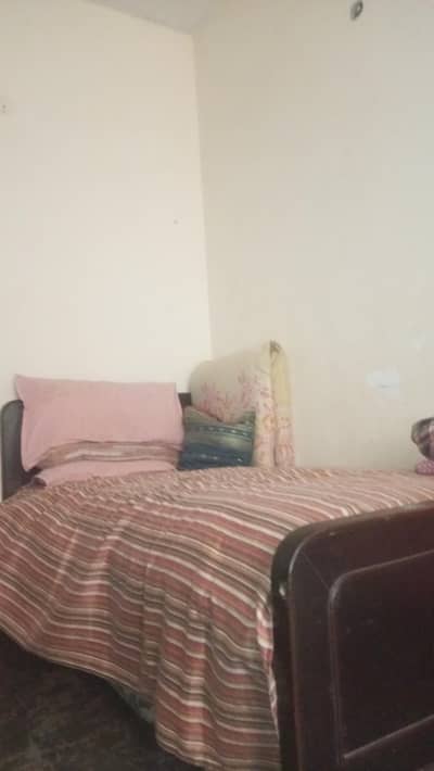 single bed
