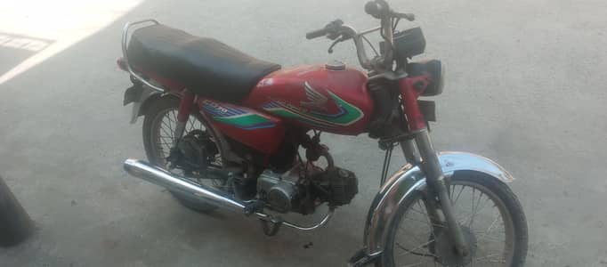 all ok hn bike koi masla ni hn engine new karwaya hn
