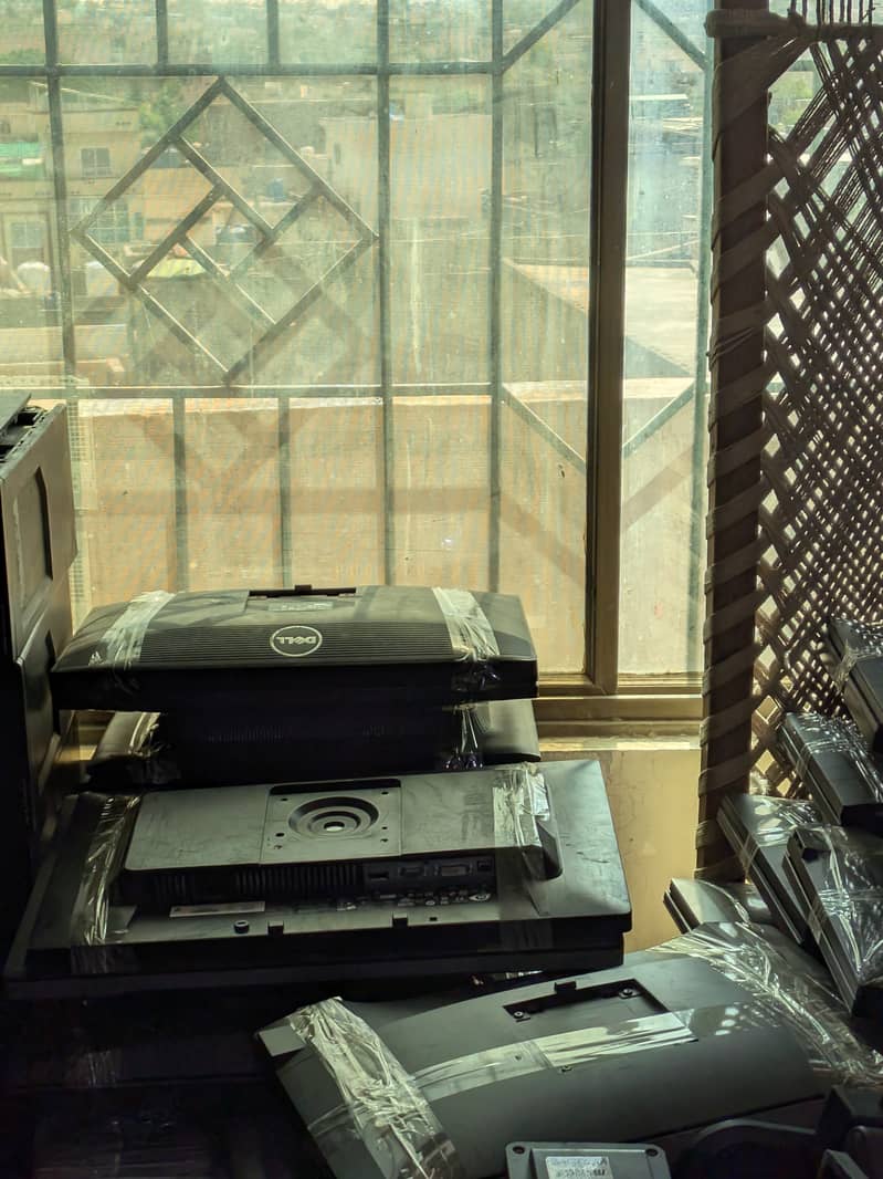 Hole sale computer 4