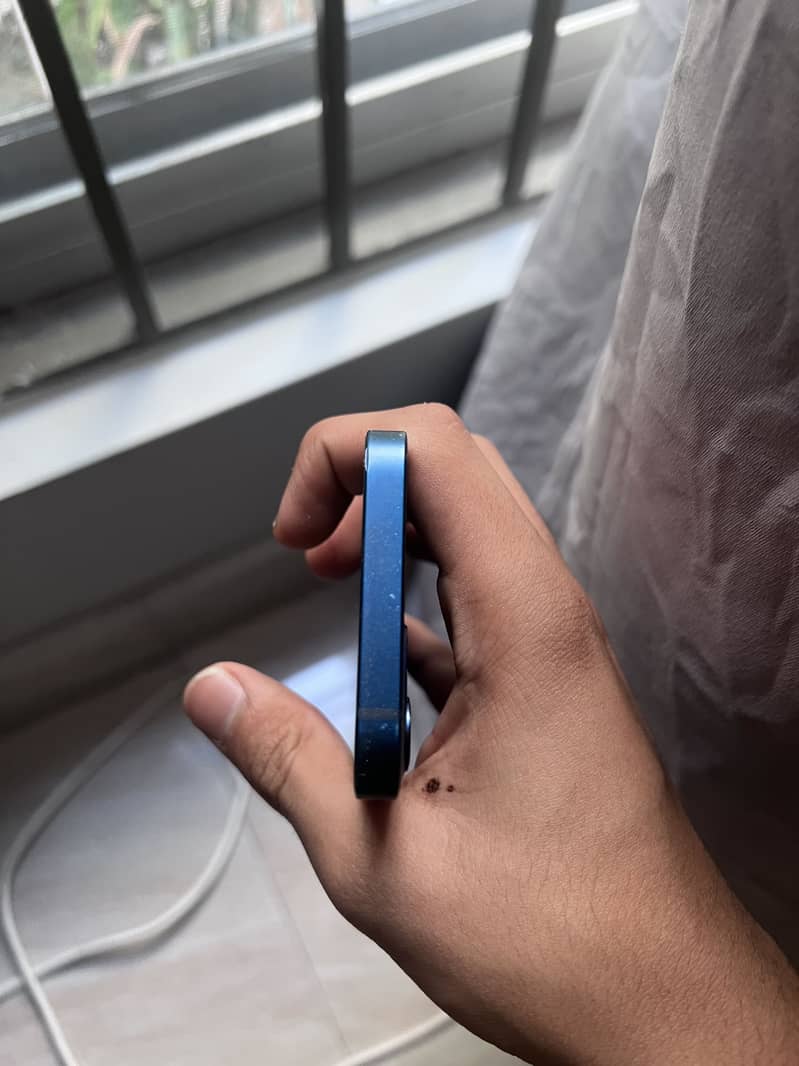 Iphone 12 mini 9