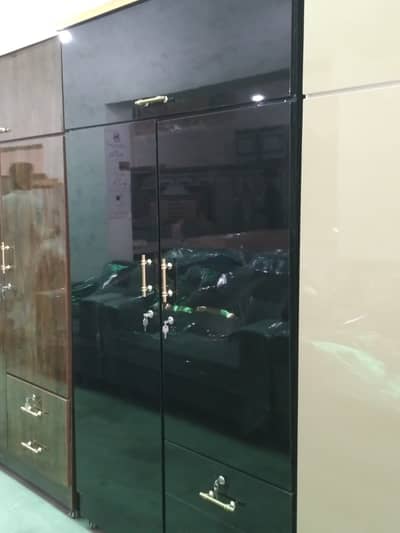 Wardrobe/Wooden Wardrobe/Almari Cupboard Storage Cabinet