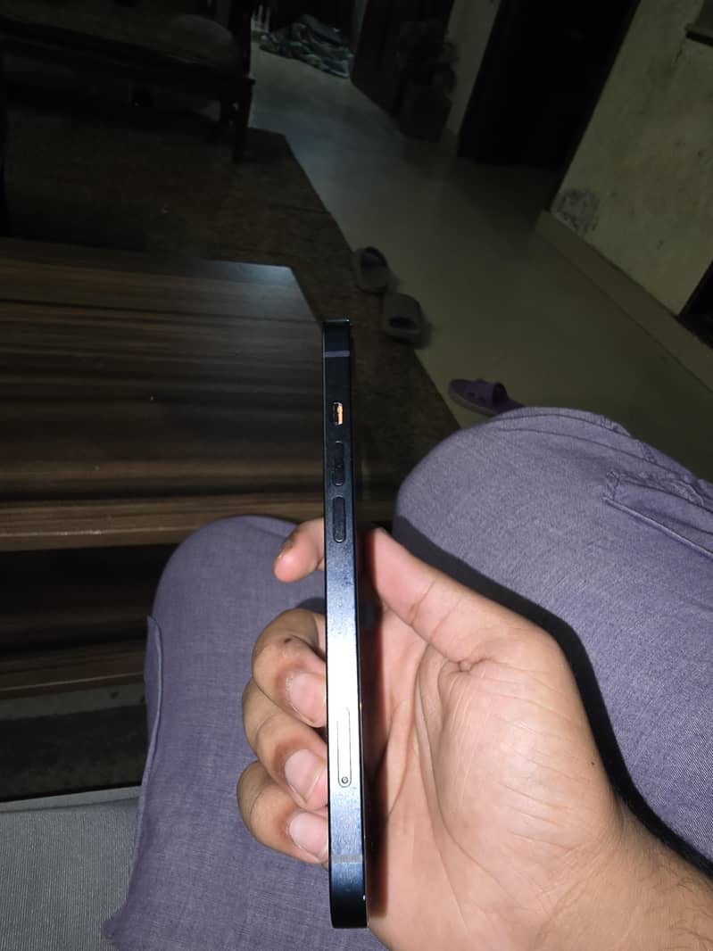 Apple iPhone 14 2