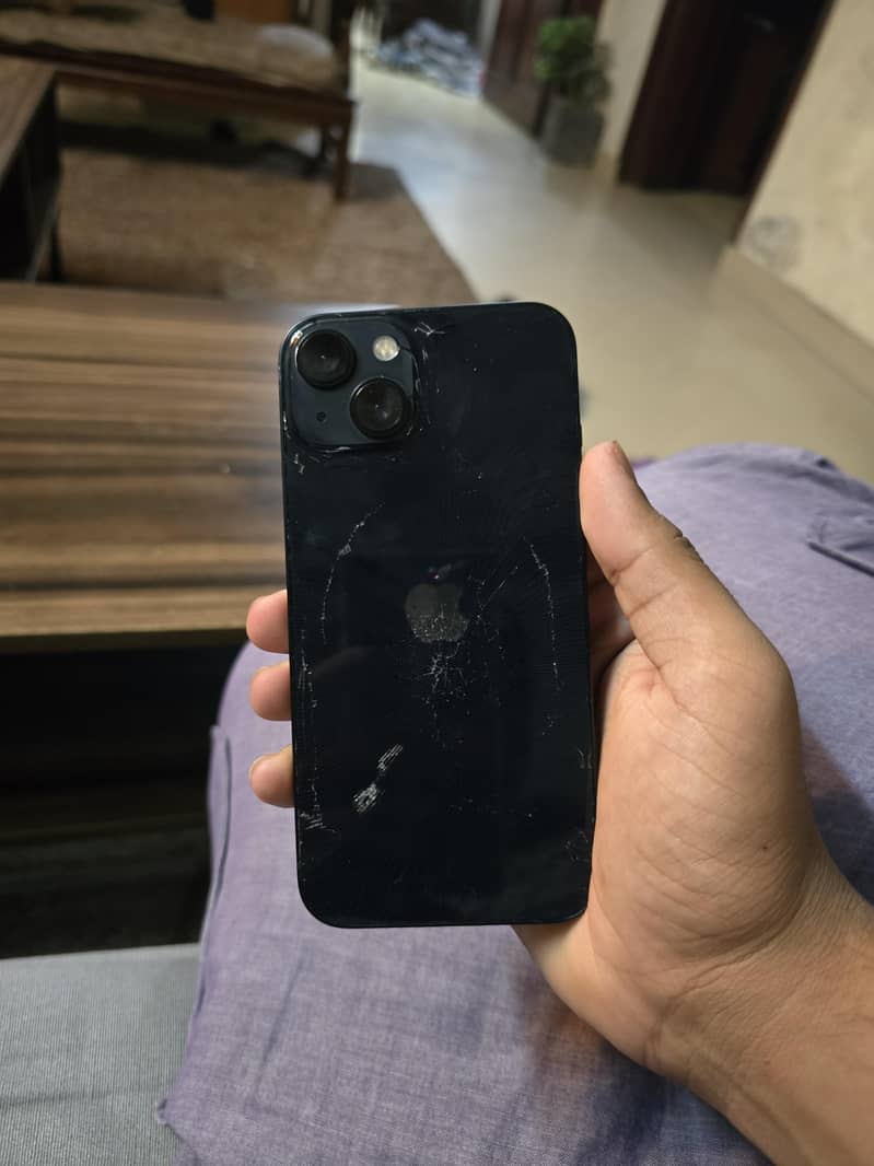Apple iPhone 14 4