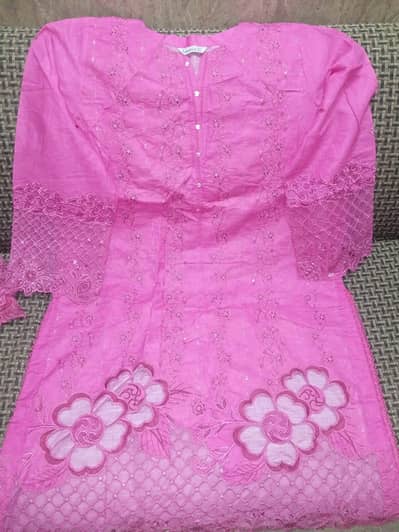 TAwakkal branded suites in 2 colours fully cutwork with embroidery.