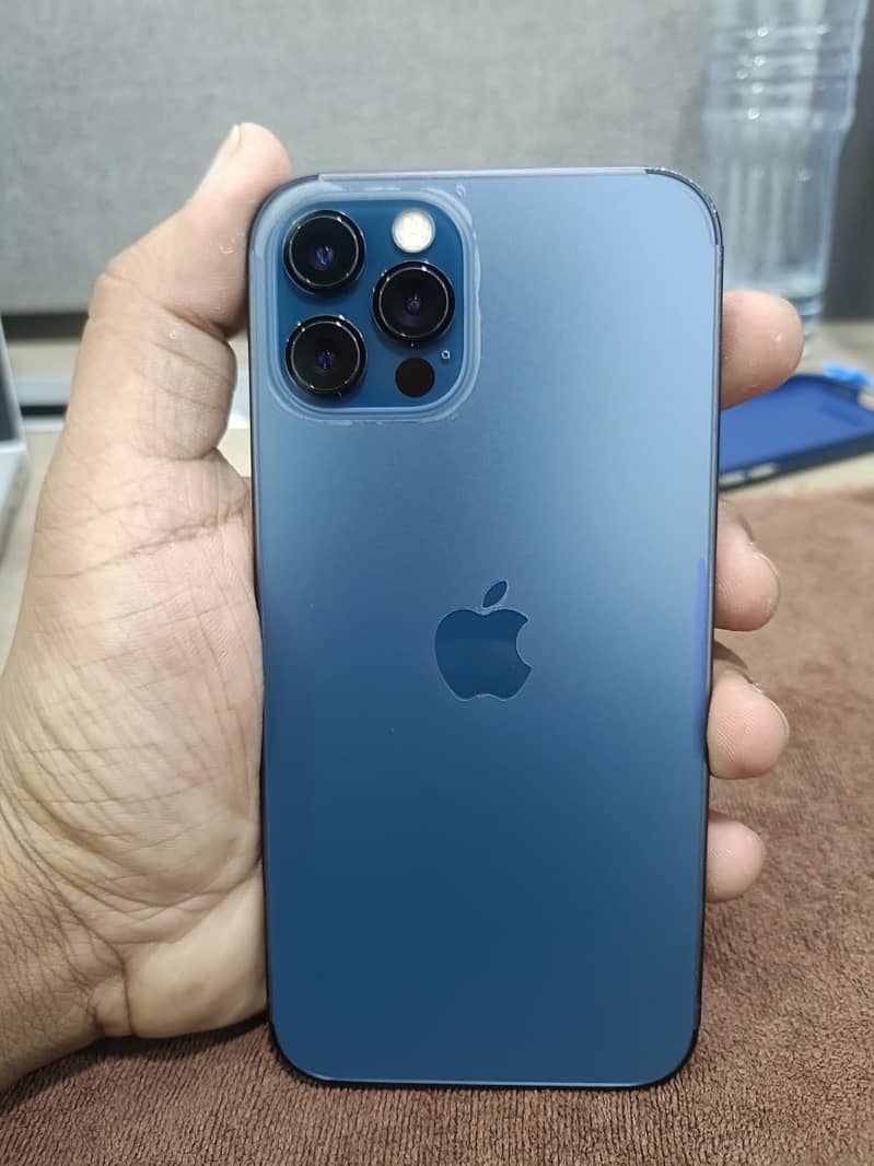 Apple iPhone 12 Pro 2