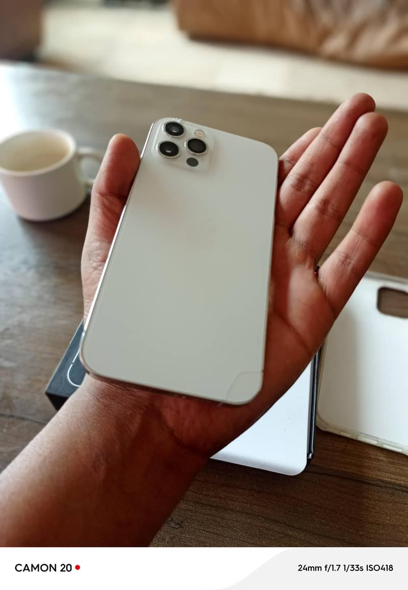 Apple iPhone 12 Pro final 60k niche wale Raabta na Karen Shukriya 1