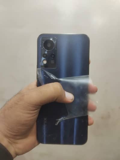 Infinix not 11 mobile box