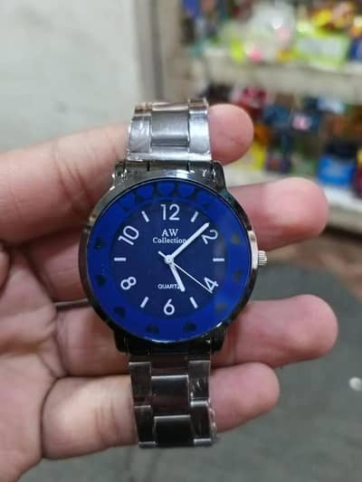 Chain strap men watch