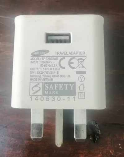 Samsung Mobile Adapter Charger 5V or 7.5 Watt or 1.55 Ampere