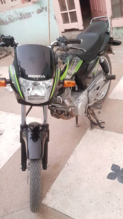 Honda CG 125 Deluxe 2018