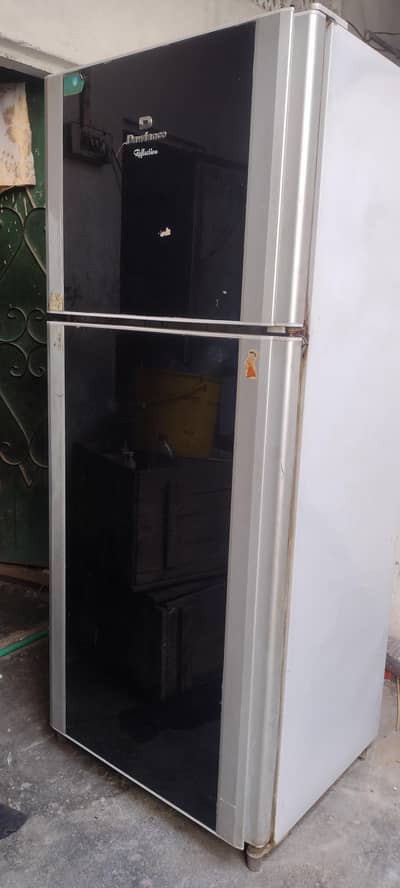 Dawlance freezer urgent for sale 0.3. 2.7. 8.0. 2.7. 8.0. 9