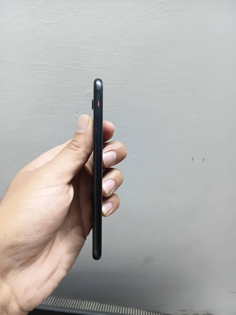 Apple iPhone 7 5