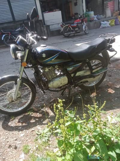 150 suzuki bike