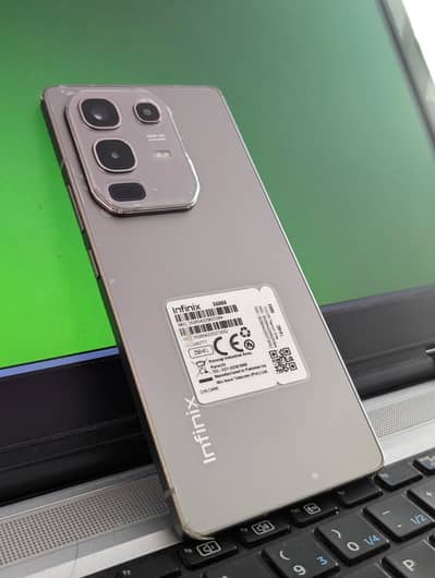 Infinix Hot 50 | 8/256 | Warranty till 25 july