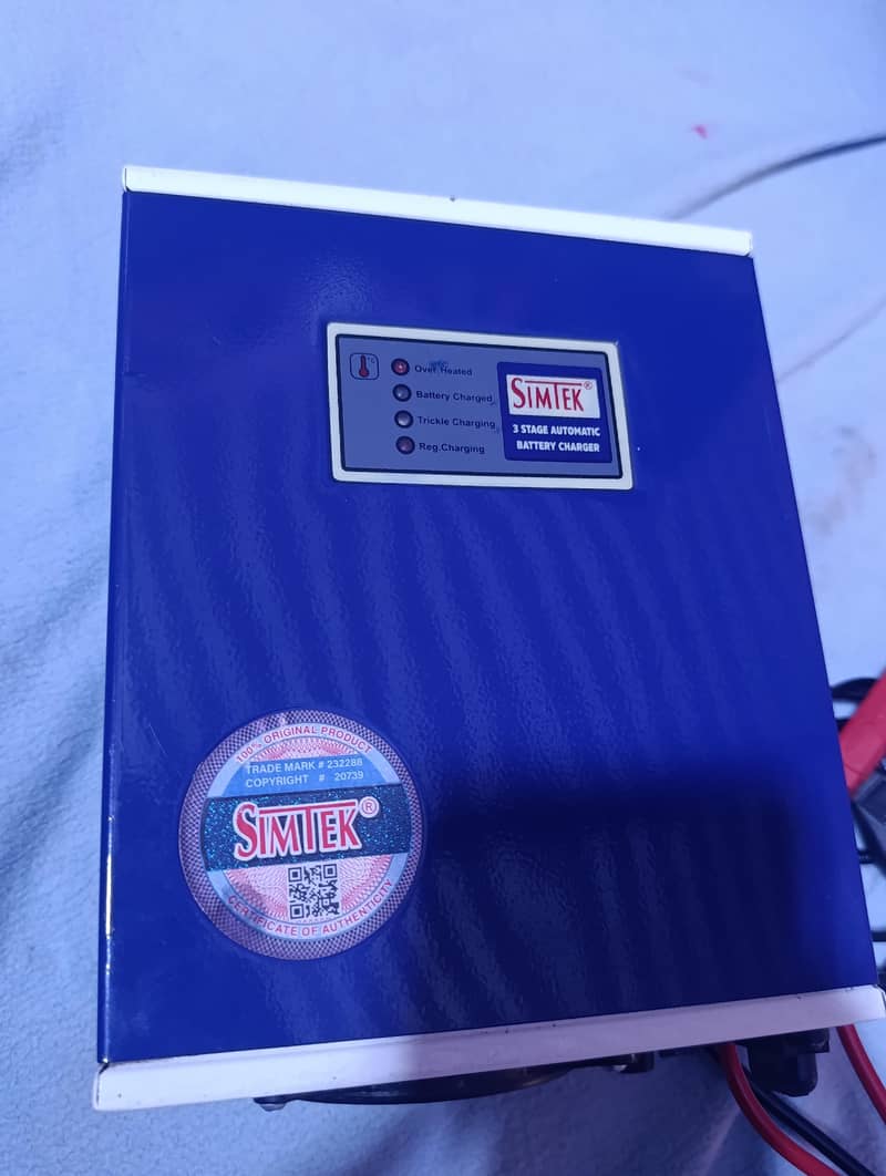 Simtek 30 amp full automatic 8