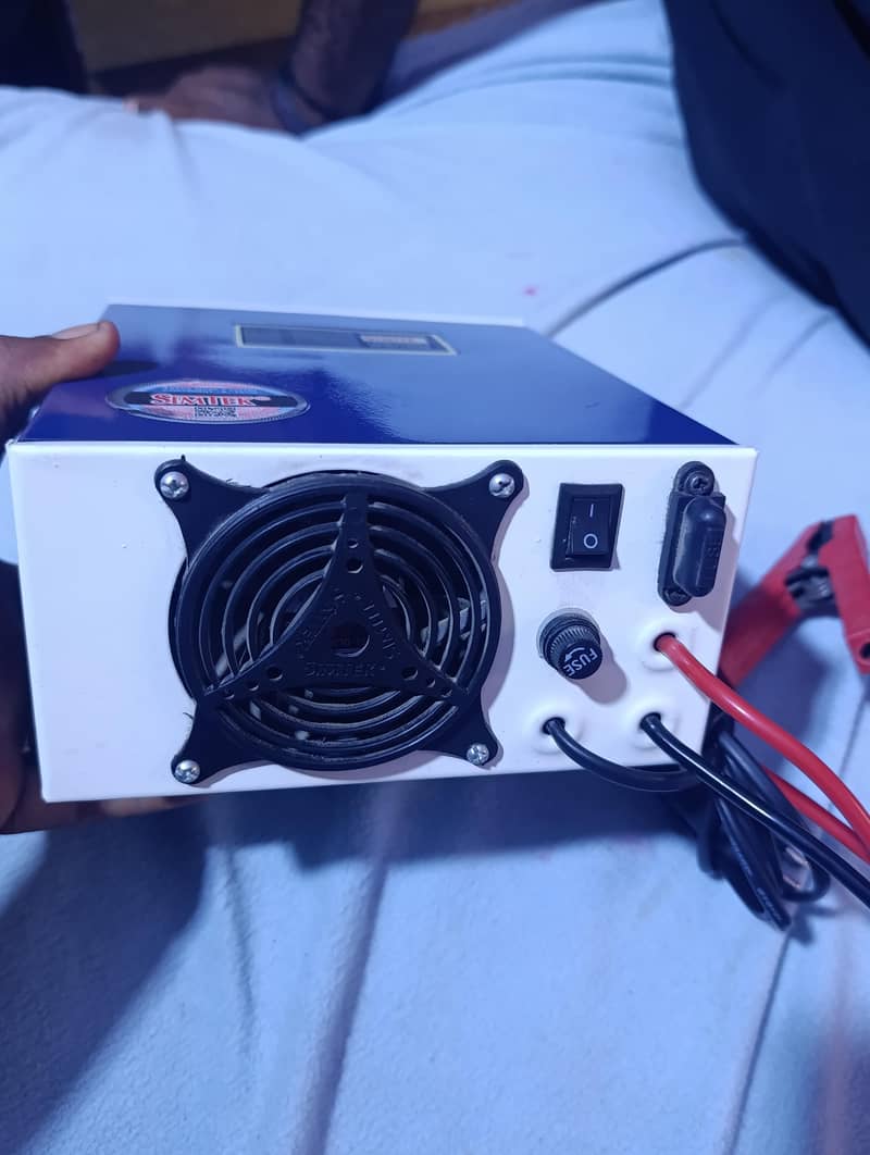 Simtek 30 amp full automatic 9