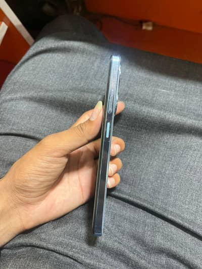 Infinix hot 40 i