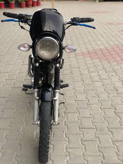 Suzuki GS 150 SE