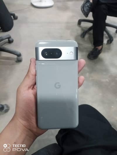 Google Pixel 8
