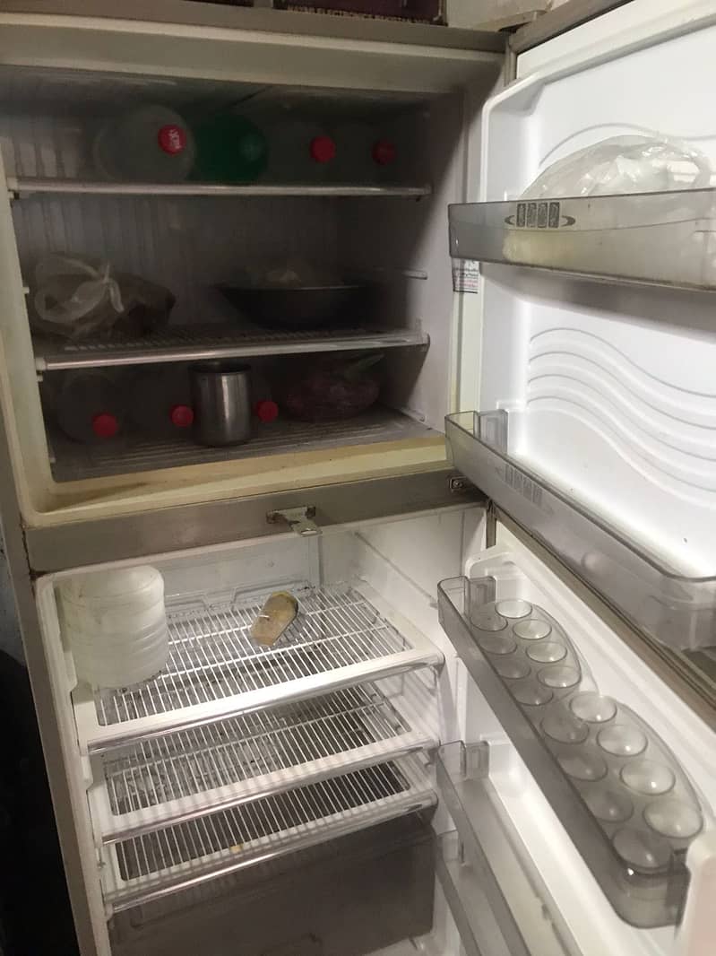 Dawlance fridge 1