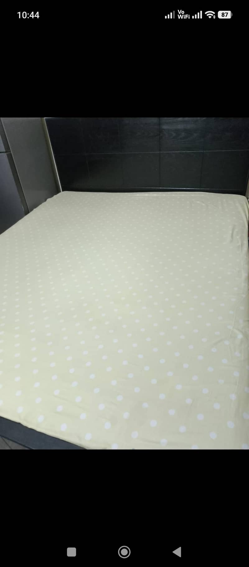 duble bed 0