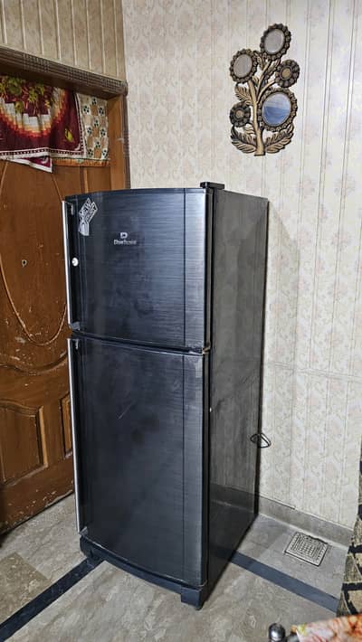 Dawlance 2 Door Fridge For Sale