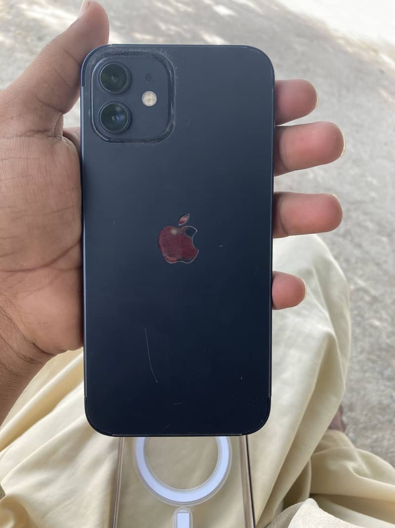 Apple iPhone 12 1