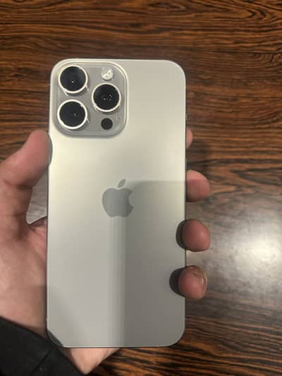 I phone 15 pro max 256 GB