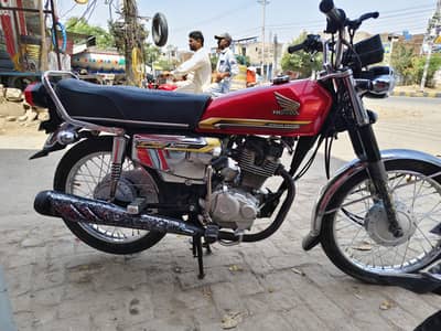 cg 125 self start 10by10 2020/21 model for sale everything working