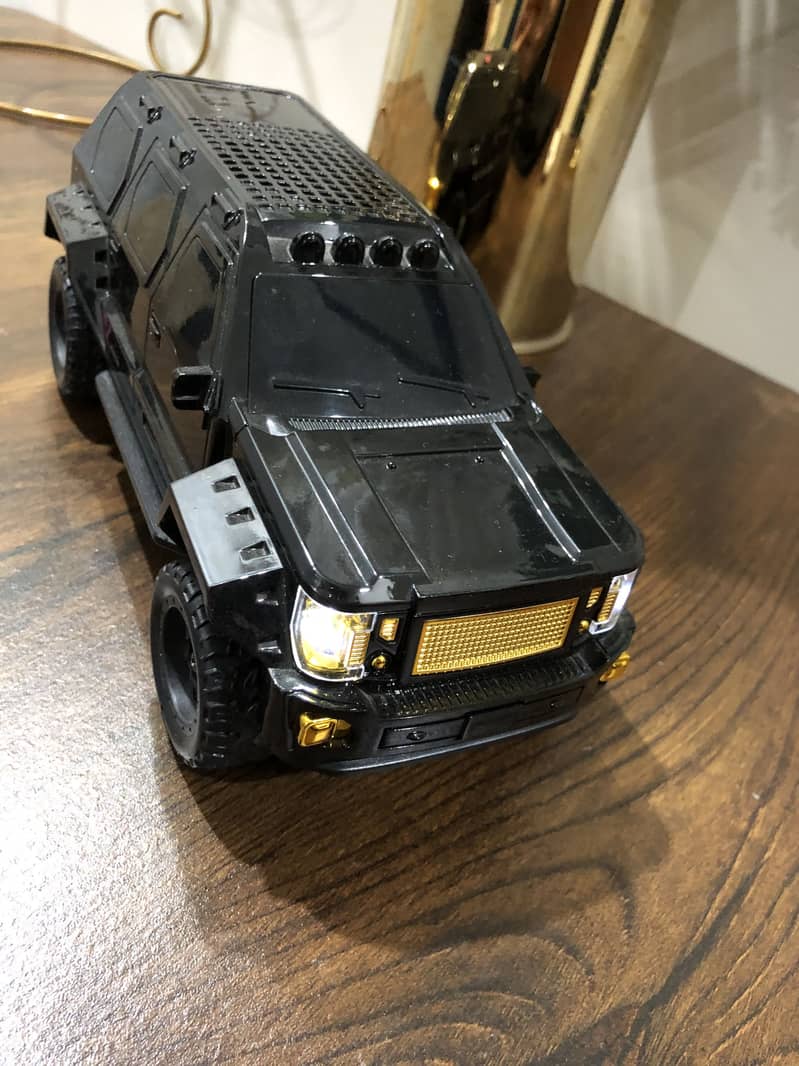 Car model bluetooth Speaker 5