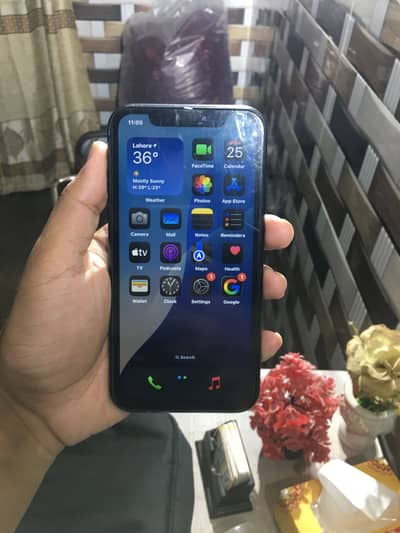 iPhone XR Non Pta 128gb storage