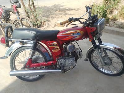Yamaha 2stok 03036675252 jus Bhai ny Lena ho wo rabta Kary
