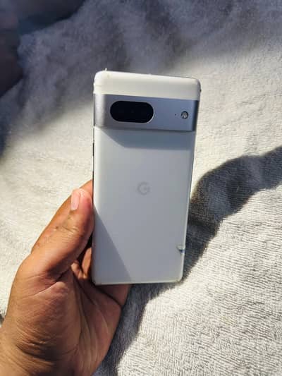google pixel 7 White  Total original number 0 3 7 0 8 4 1 3 6 8 6