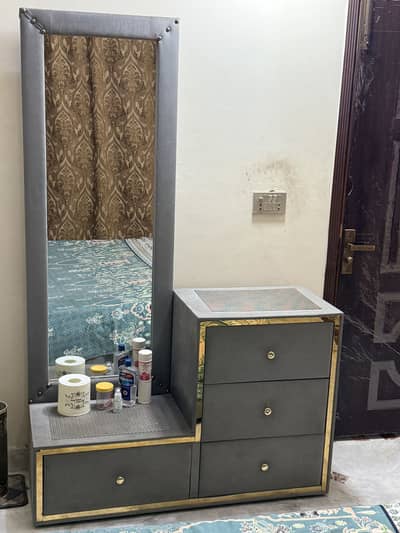 A complete bed set for sale